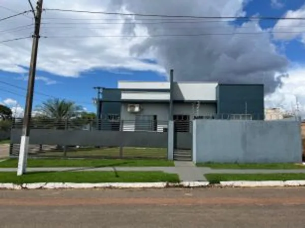 Casa á Venda - B. Portal Kaiabi